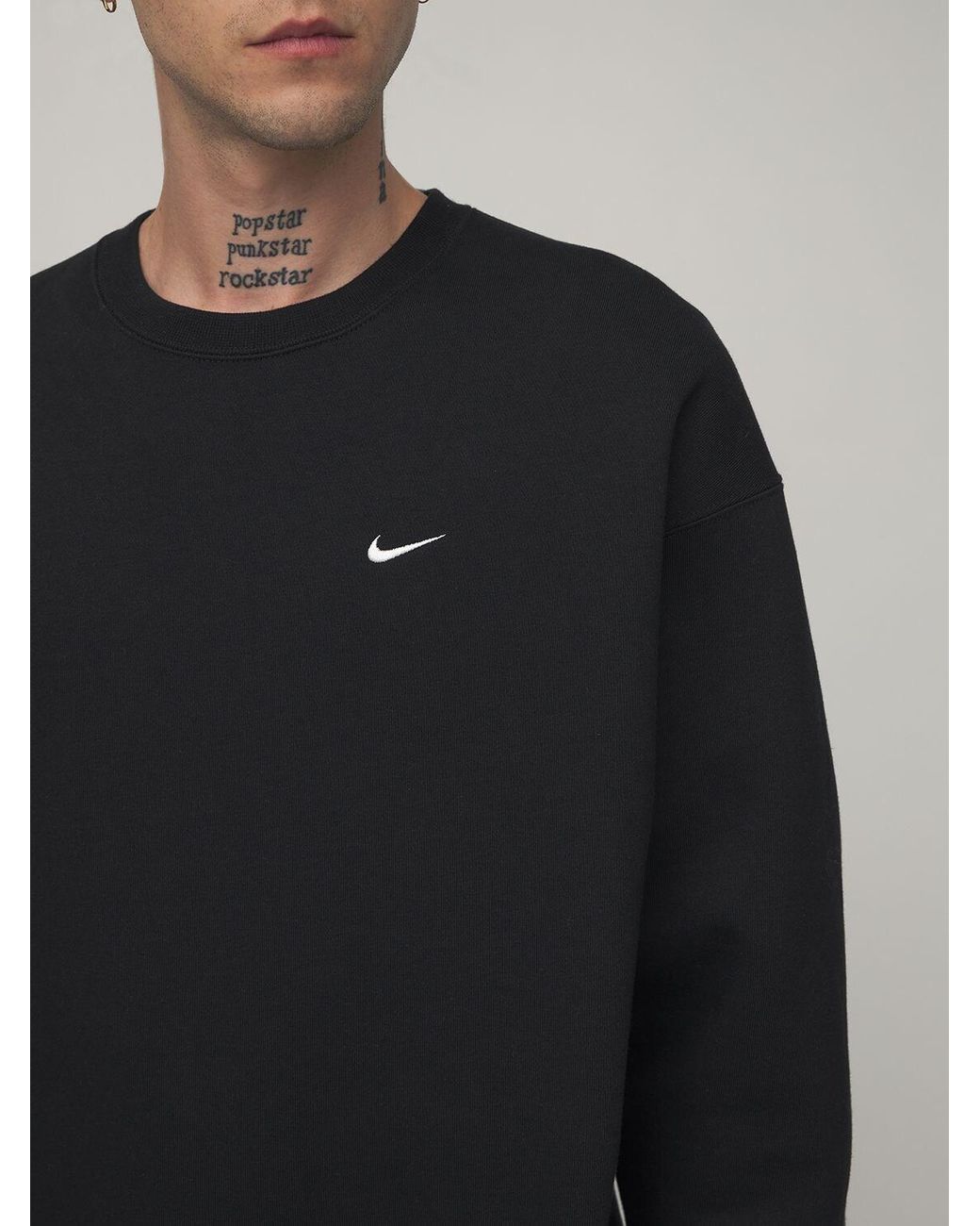 Nike Solo Swoosh Crewneck Sweatshirt in Black for Men | Lyst UK