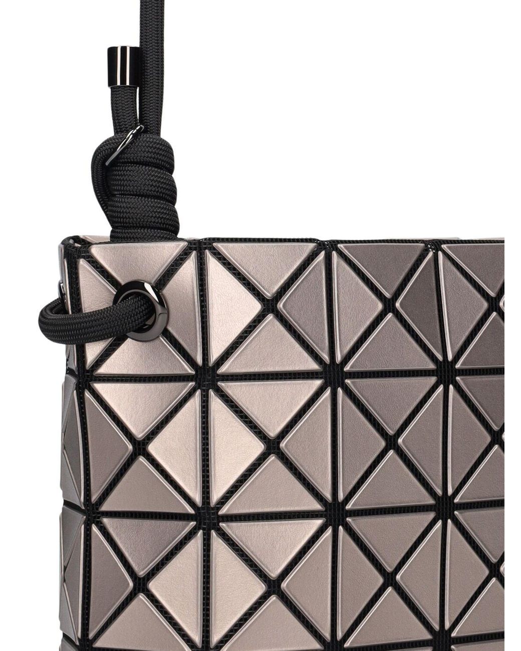 バッグ 00s issey miyake leather shoulder bag Bags – ISSEY MIYAKE ONLINE STORE