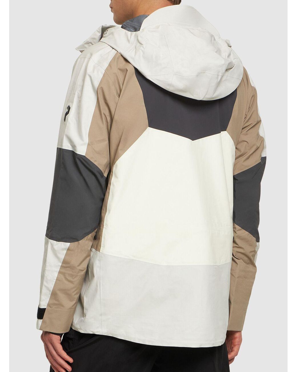 Peak Performance Vertical Gore-tex Pro Jacket in Natural for