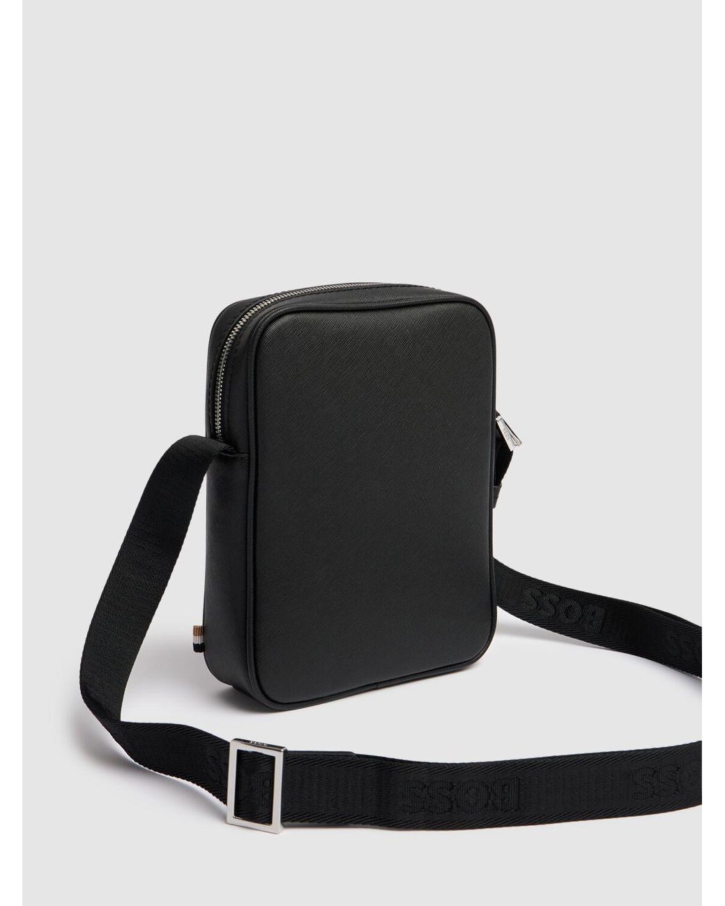 メンズ BOSS Zair レザージップクロスボディバッグ ブラック | Lyst
