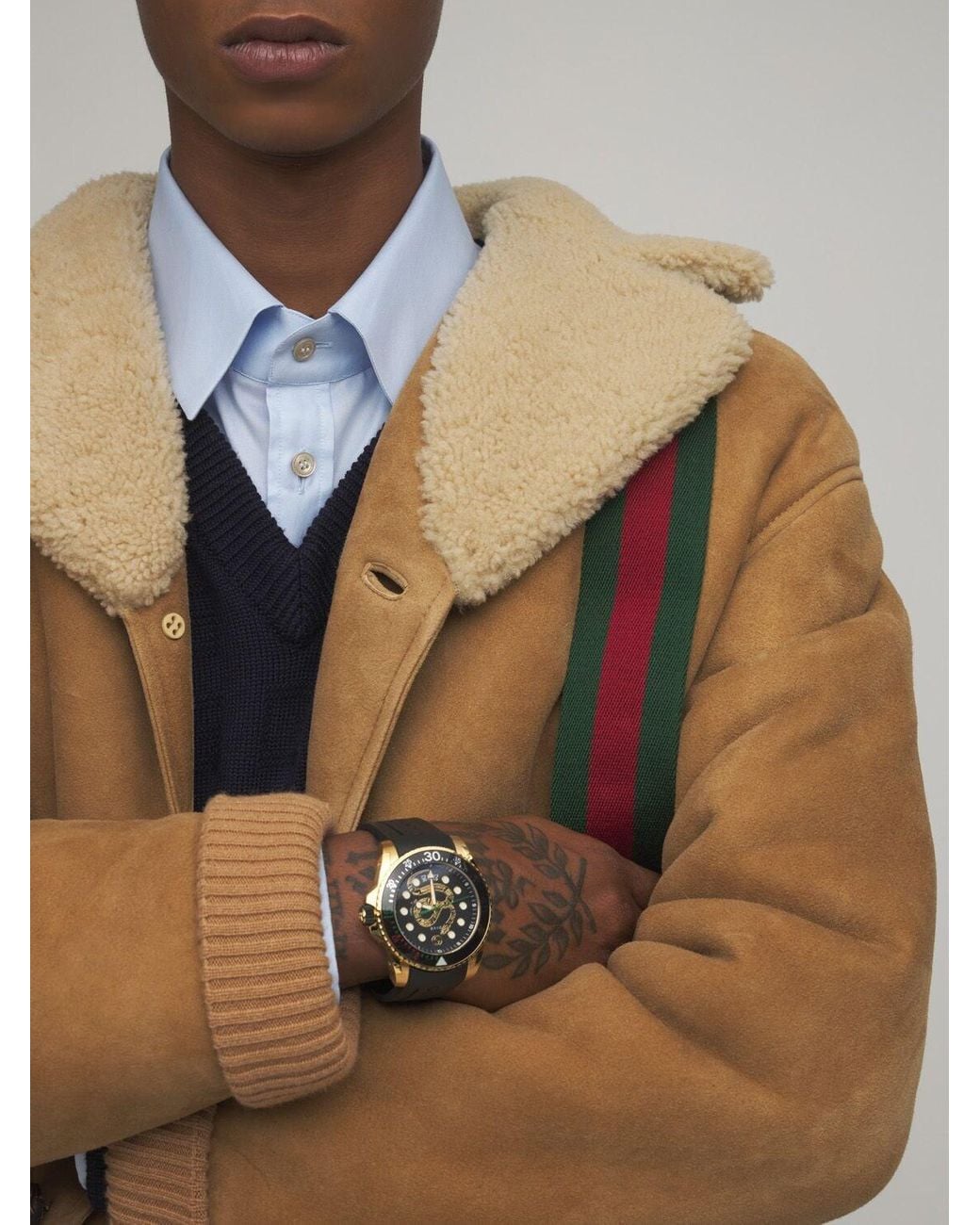 GUCCI Dive Quartz Snake Black Dial Men 