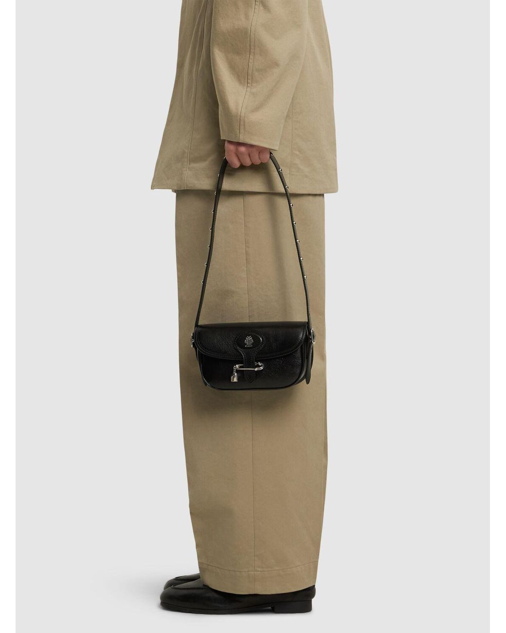 SW Beckett leather shoulder bag∴ Bally Sw Beckett Leather Shoulder Bag Unique in Black | Lyst