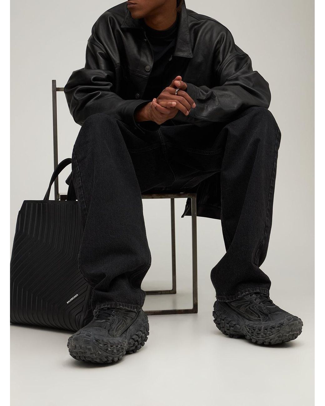 メンズ Balenciaga Bouncer スニーカー ブラック | Lyst