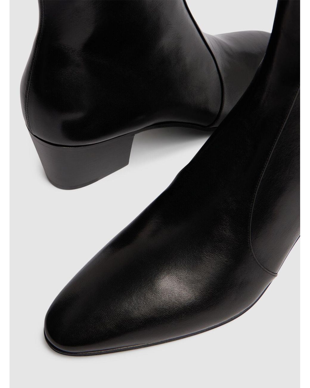 Saint Laurent Vassili 60 Zipped Boot in Noir | FWRD