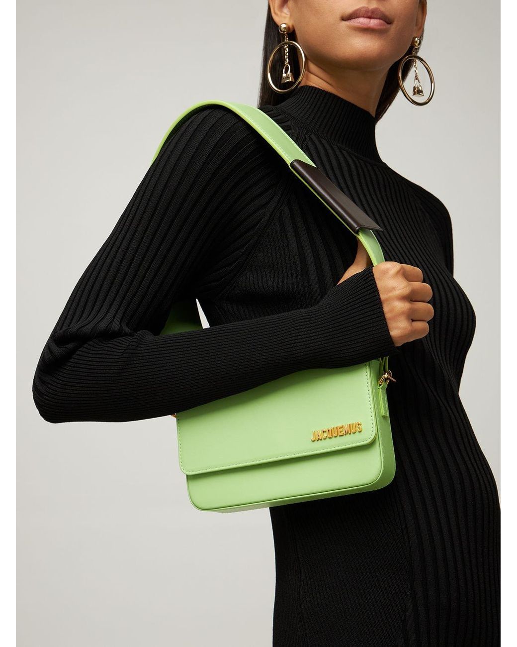 Jacquemus Le Carinu Leather Shoulder Bag in Green | Lyst