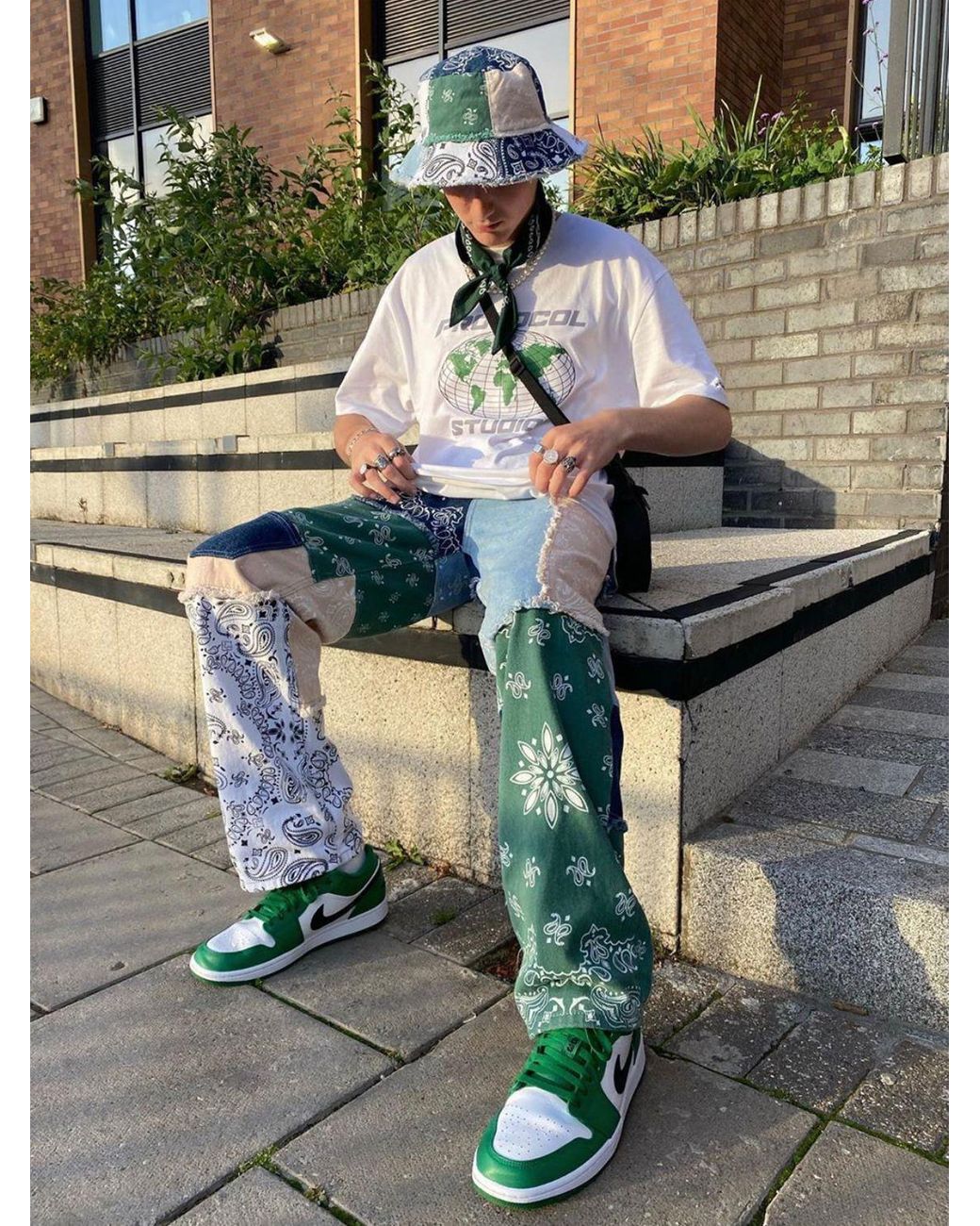 メンズ Jaded London Patchwork Paisley スケーターデニム メンズ Jaded London Patchwork Paisley スケーターデニム