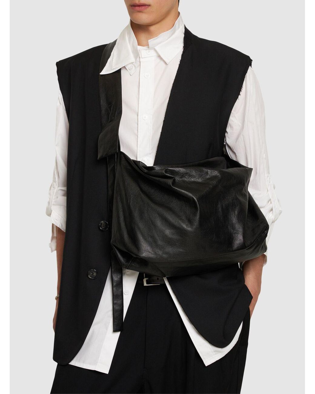 Yohji Yamamoto Puff Medium Leather Crossbody Bag in Black Yohji Yamamoto Puff Medium Leather Crossbody Bag in Black
