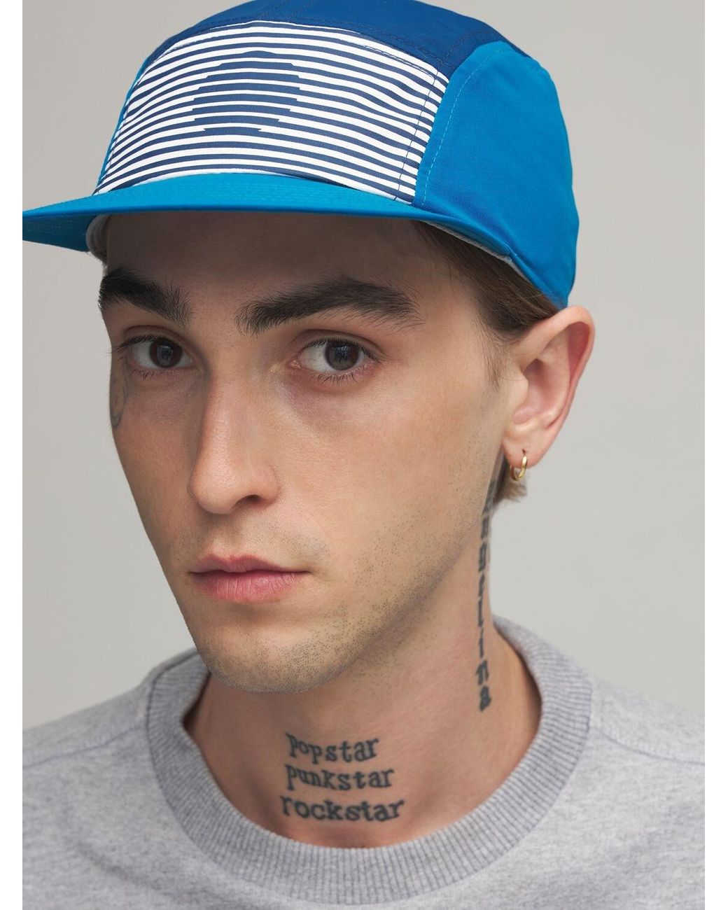 North face 5 panel top