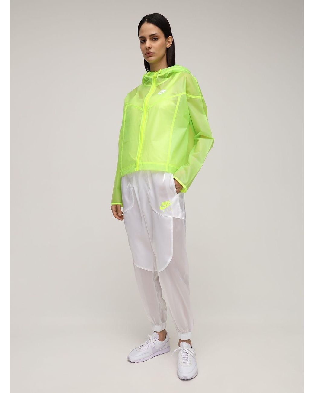 Nike W Nsw Wr Jkt Transparent Jacket in Green | Lyst