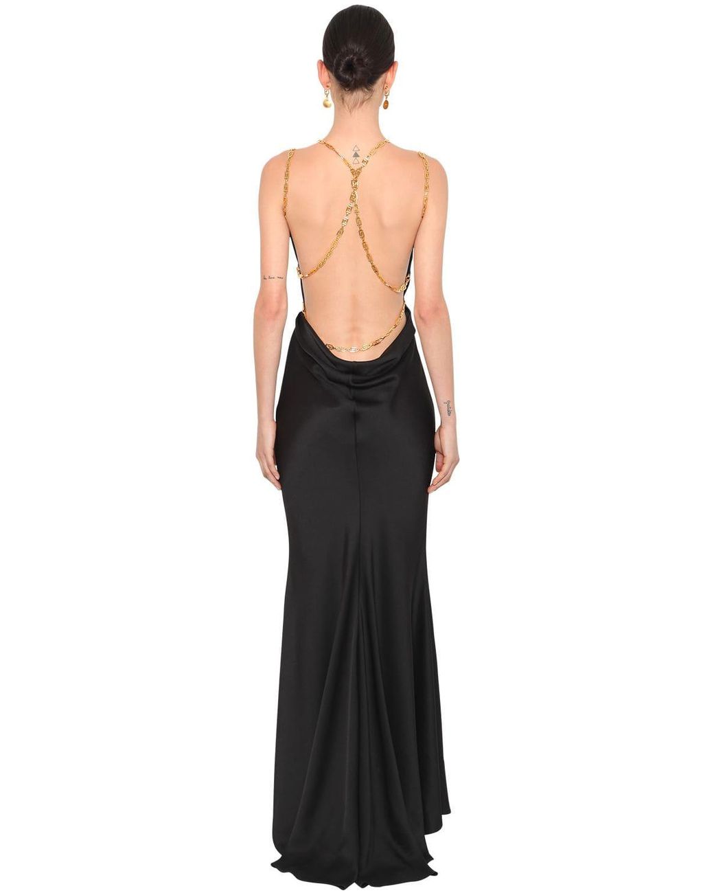 Versace Long Satin Dress W/ Gold Chain Detail in Schwarz | Lyst DE