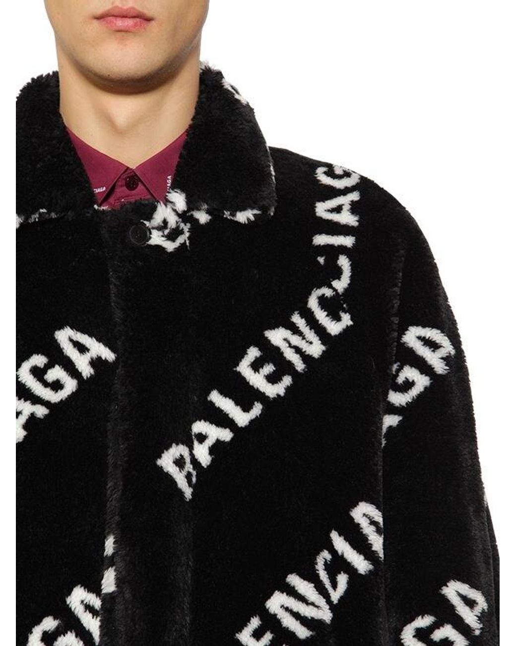 Manteau fausse fourrure Logo Balenciaga pour homme en coloris Noir | Lyst
