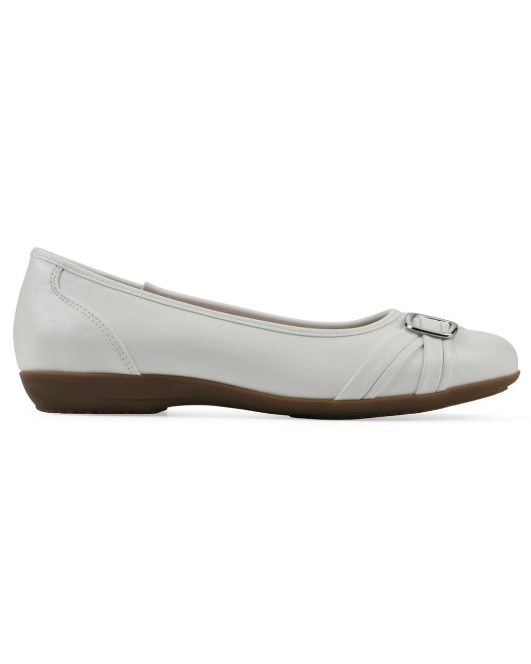White Mountain White Calming Round Toe Ballet Flats