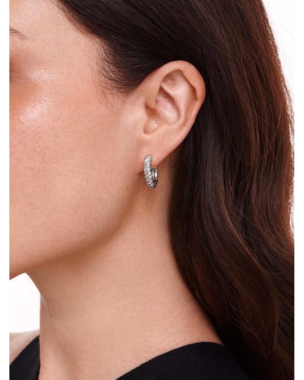 DEVATA Metallic Rope Hoop Earrings