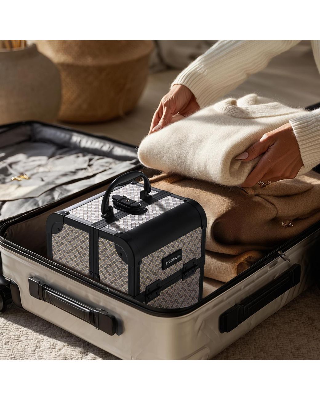 Byootique Gray Makeup Train Case