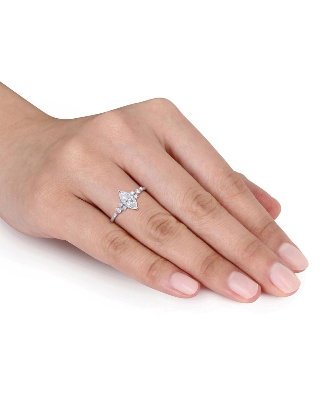 Macy's White (1-1/8 Ct. T.w.