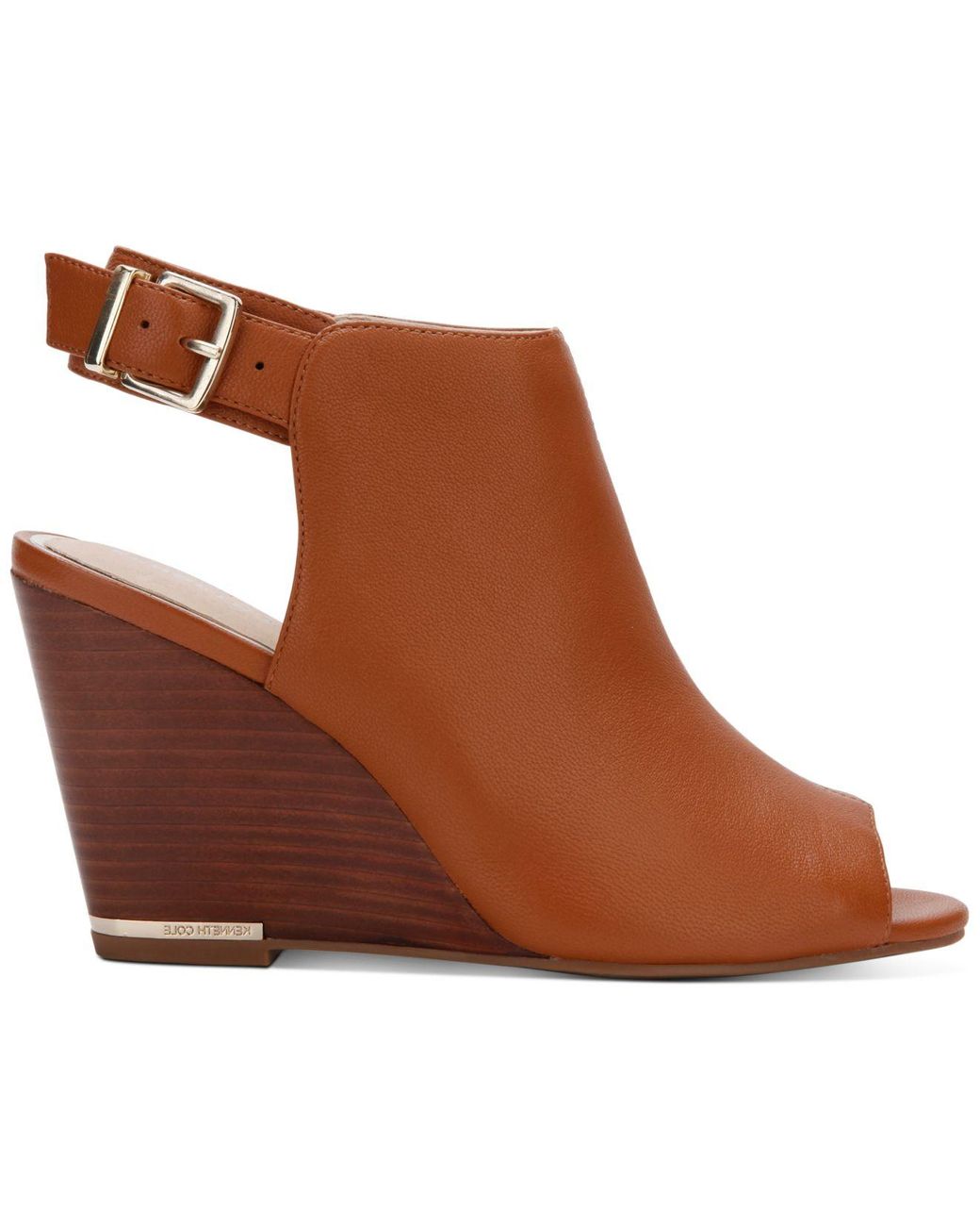 Kenneth Cole Merrick 85 Sandal in Brown 