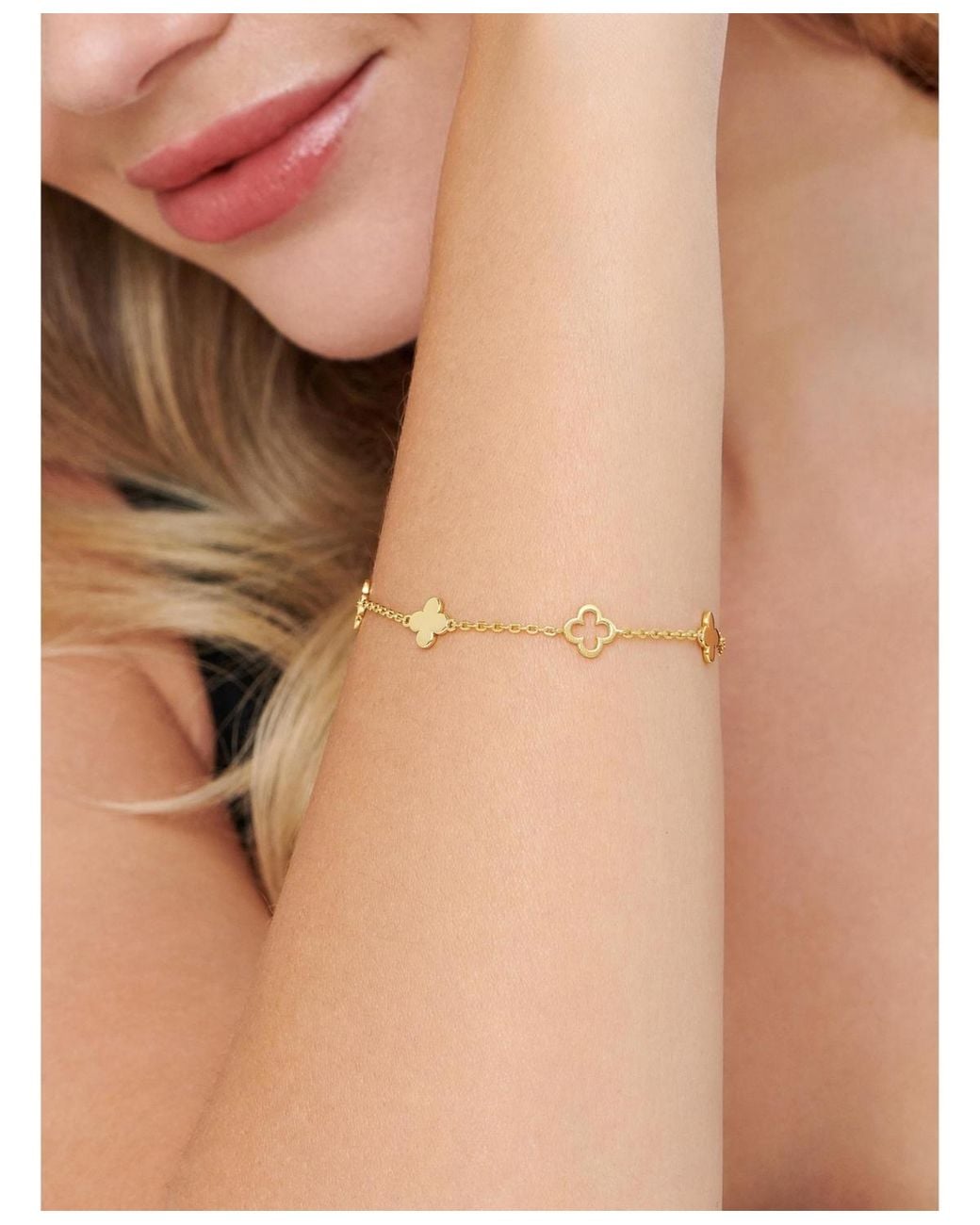 DEVATA Metallic Clover Chain Bracelet