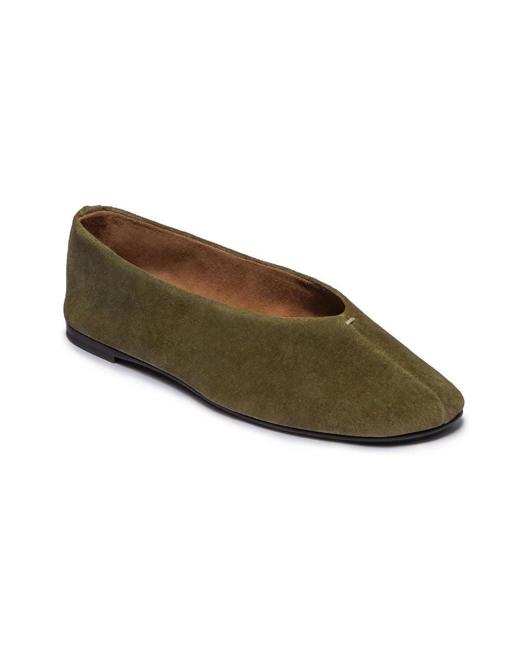 Bernardo Green Meredith Round-toe Ballet Flats