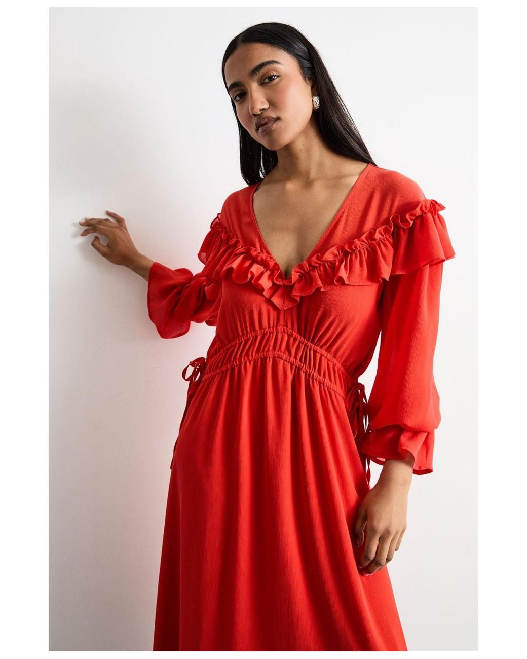 black one shoulder dress Akeeva Ruched Asymmetric One-Shoulder Maxi in Style:1 Pair of Graphic Socks Collection:Azurae champagne gold aline tulle