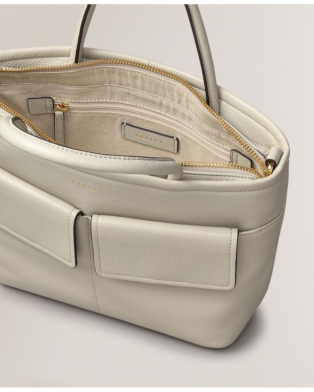 Radley クレセントペンシルバニアススモールジップトップ RADLEY London Selby Crescent Women's Mini Leather Ziptop