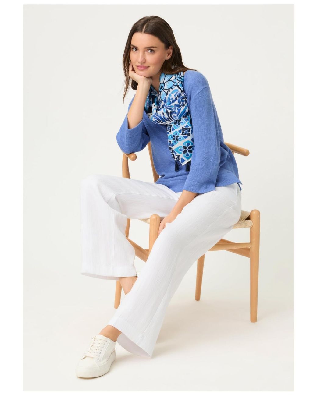 Olsen Blue Solid V-neck Sweater