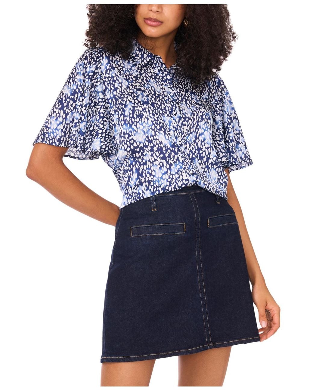 Vince Camuto Blue Printed Flutter-sleeve Button Blouse