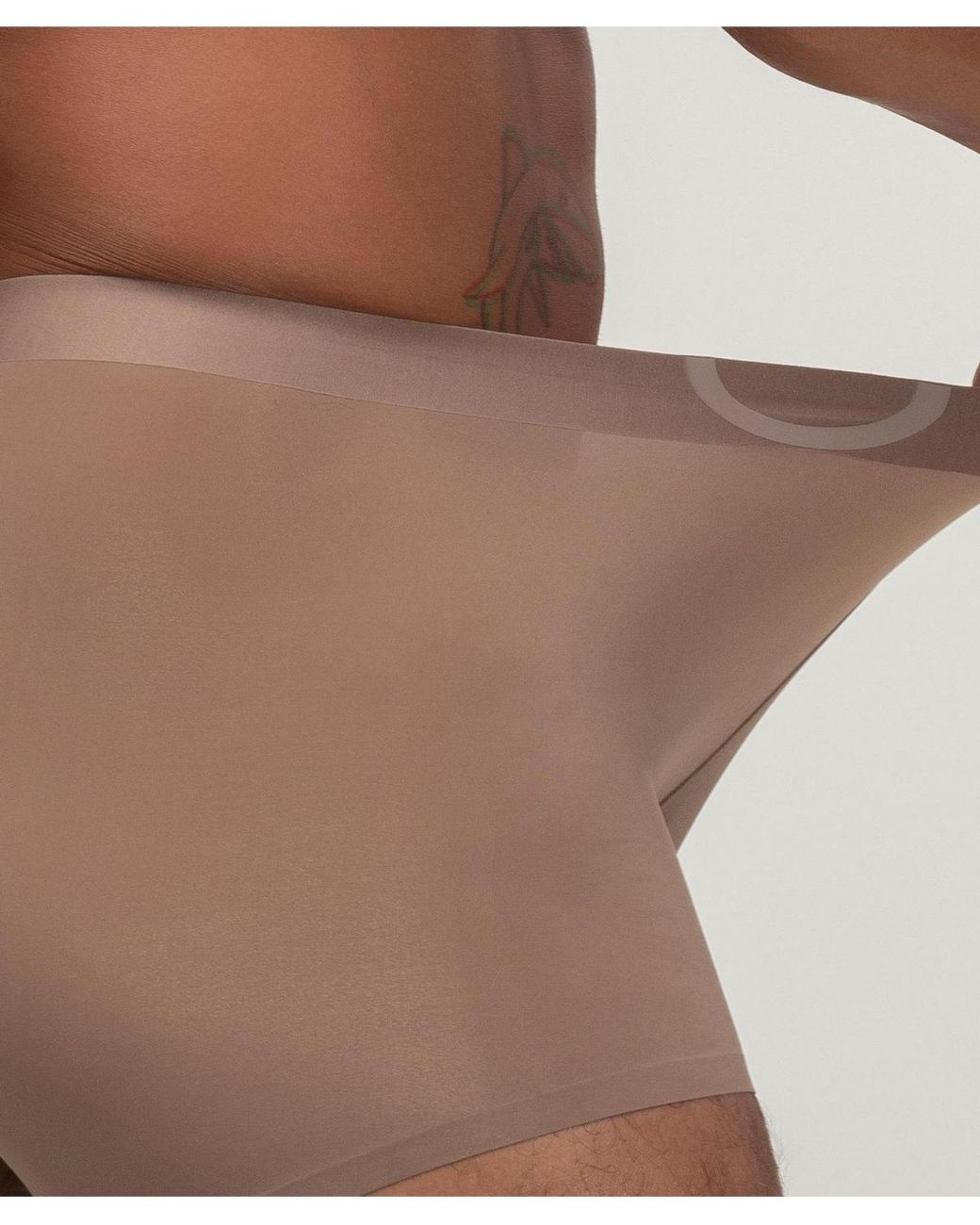 Rounderbum Brown Zero Tech Trunk for men