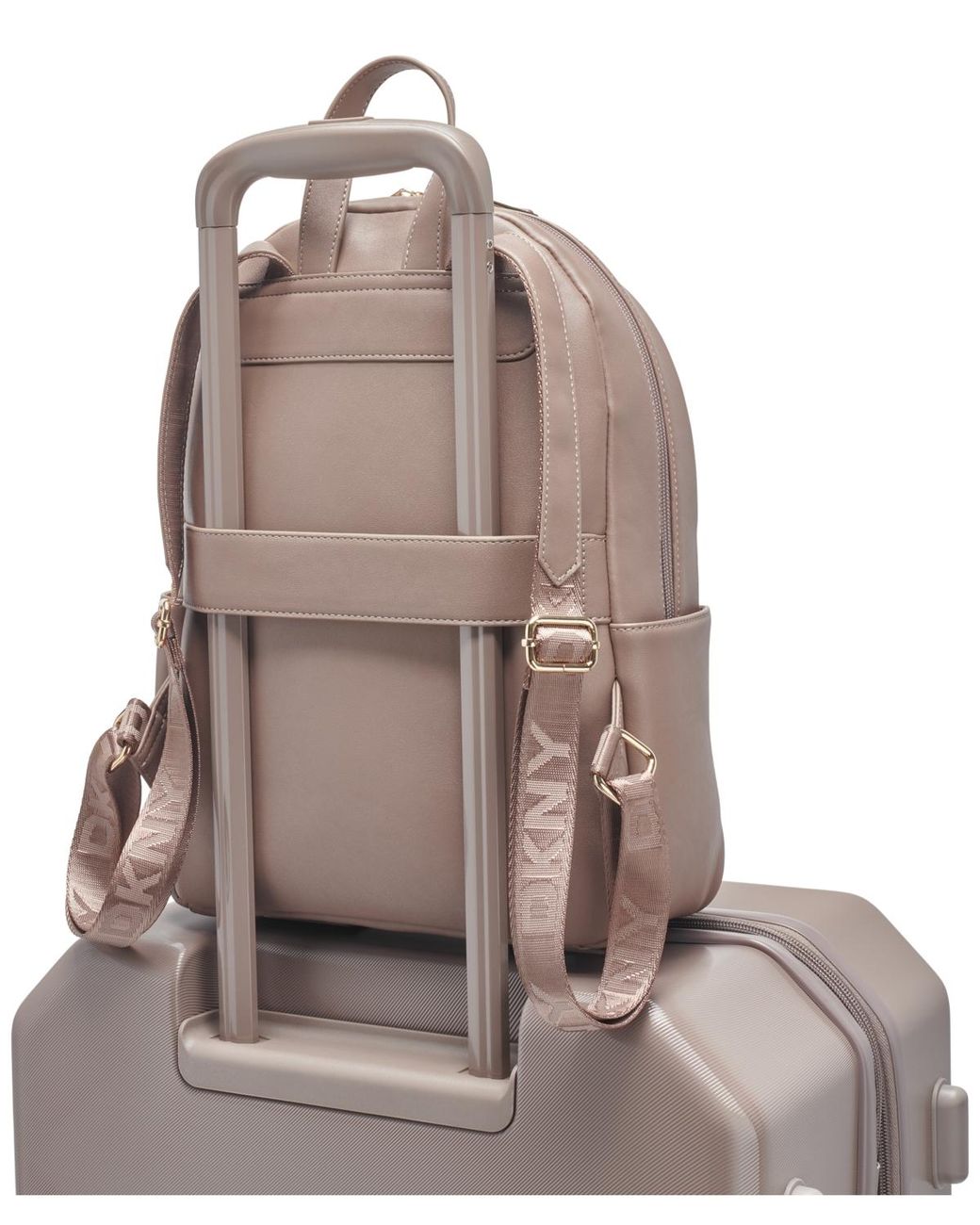 dkny rose gold leather backpack Womens Brook BACKPACK, Blk/Gold, Large US The DKNY Remy TZ Shoulder Bag is simply a must Dkny Pink Backpack - Dkny