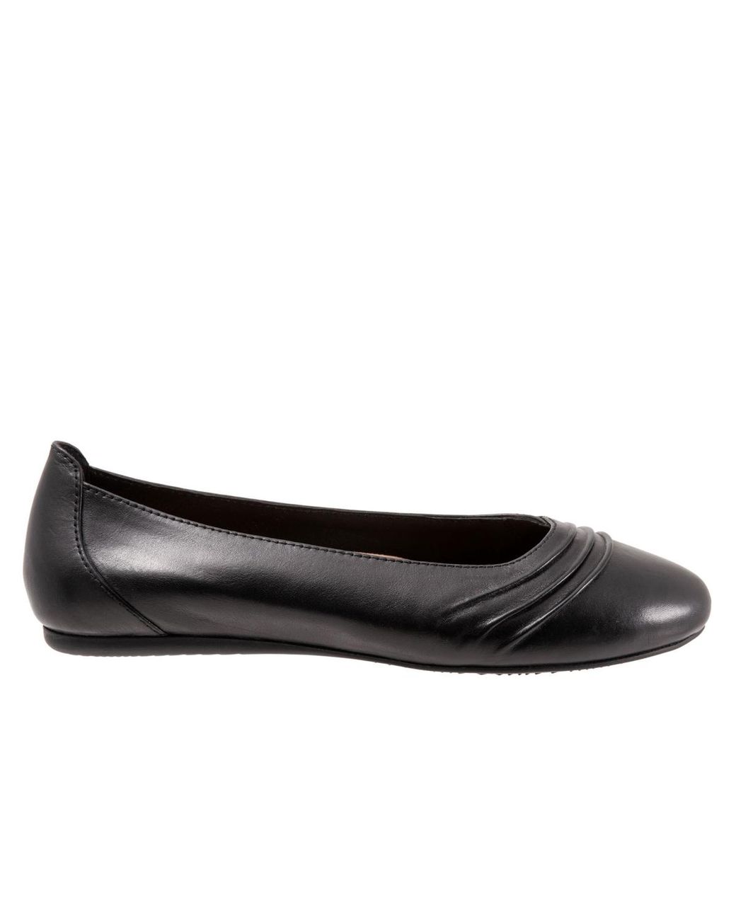 Softwalk® Black Safi Flat