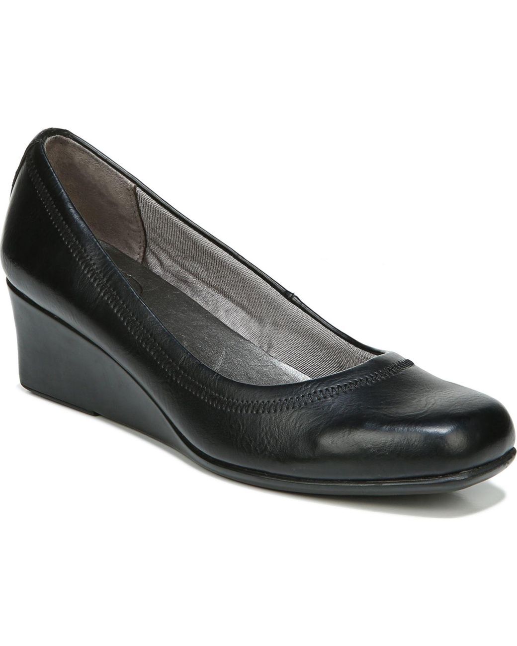 LifeStride Groovy Wedge Pumps in Black - Lyst