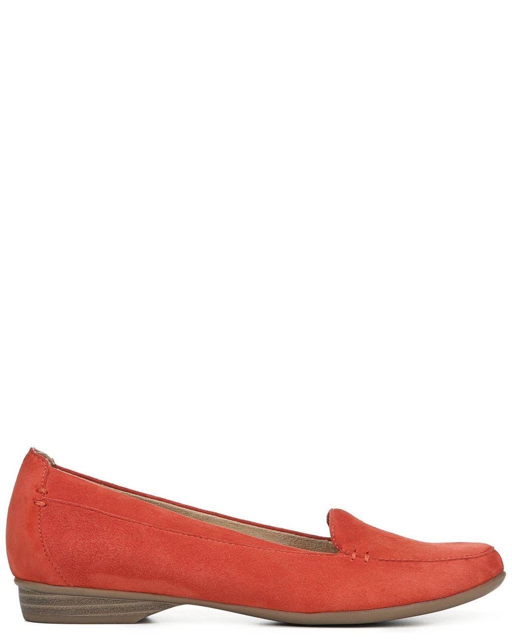 Naturalizer saban sales flats