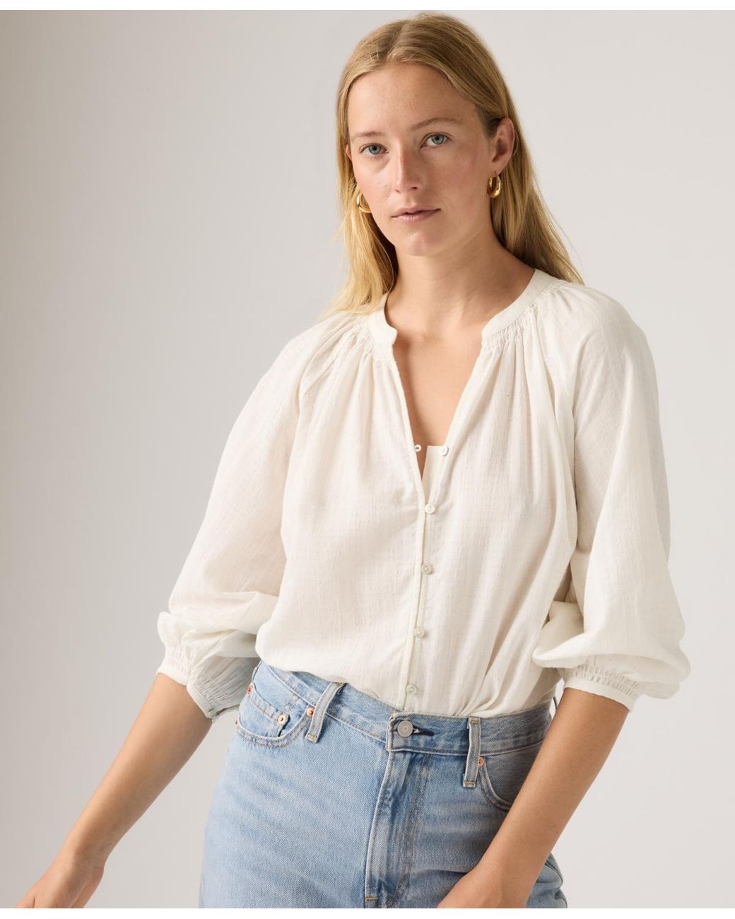 Levi's White Phoebe V-neck Top