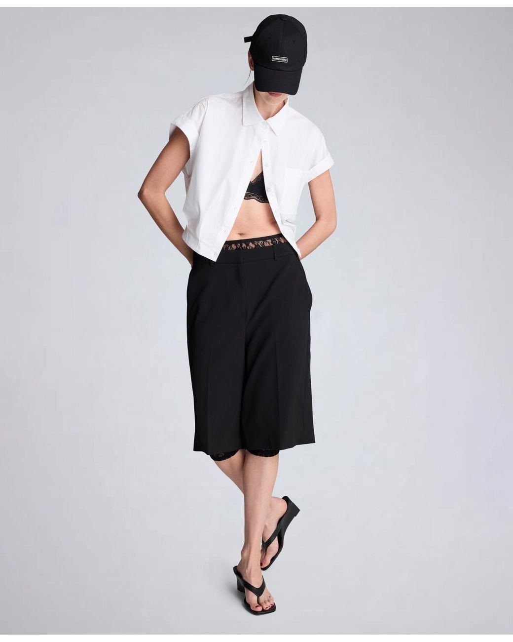 Kenneth Cole White Button Front Collared Cropped Shirt