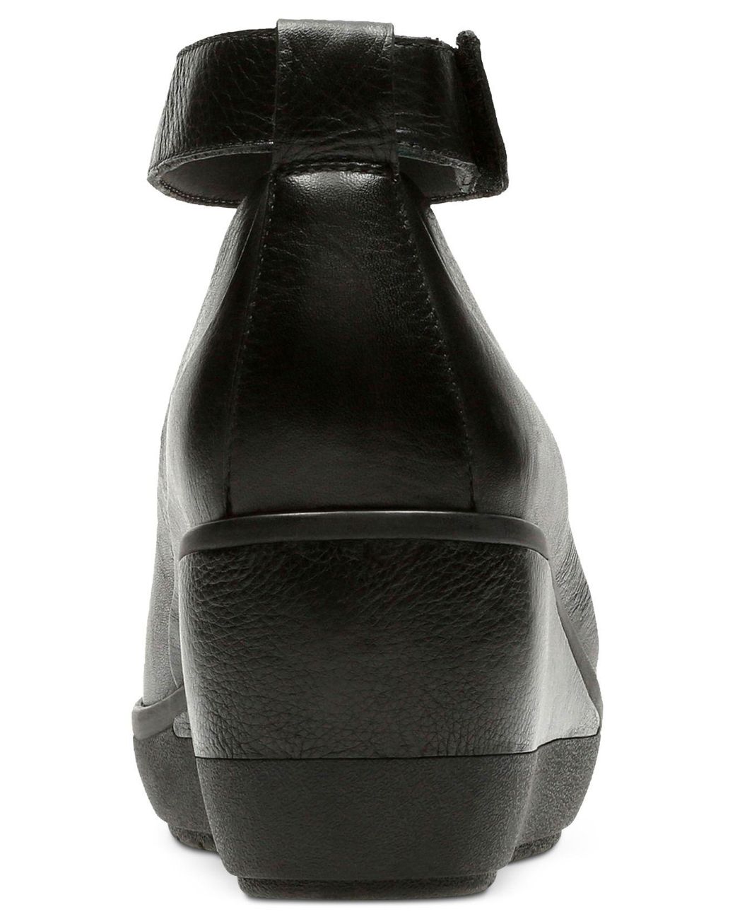 Clarks Leather Women's Wynnmere Fox Ankle-strap Wedges in Black | Lyst