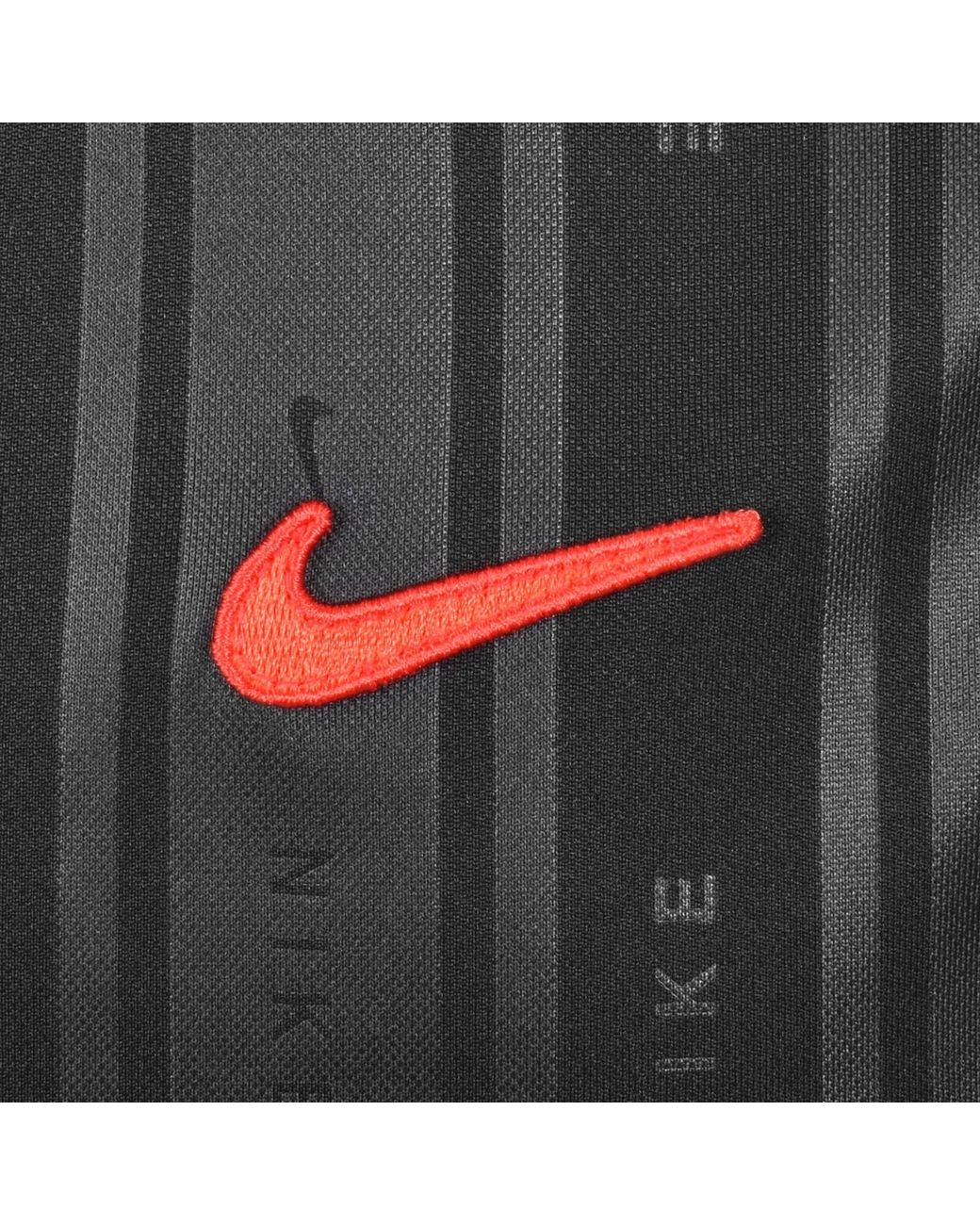 Nike Black Sportswear Short Sleeve T Shirt for men