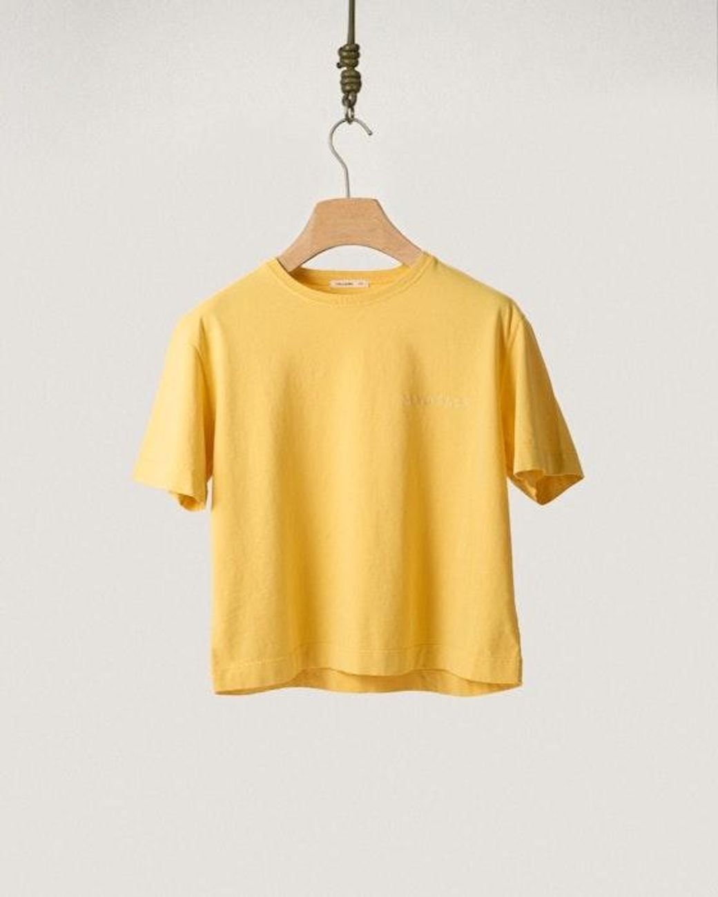 Ona Bordada Malababa de color Yellow