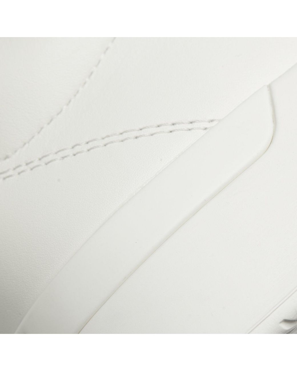 Mallet White Grftr Tab for men