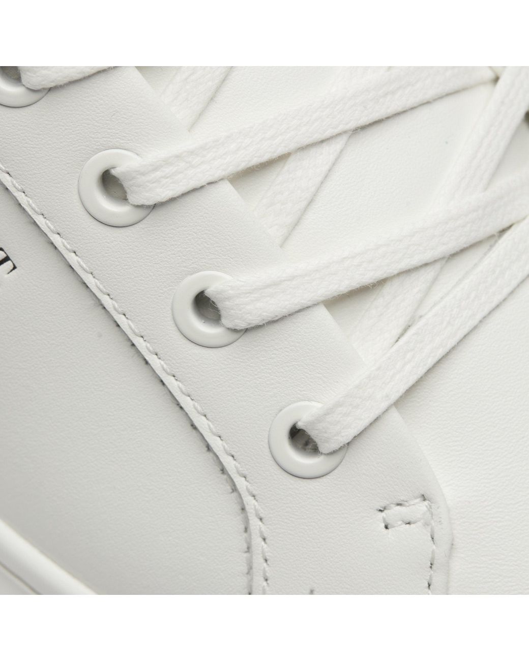 Mallet White Grftr Tab for men