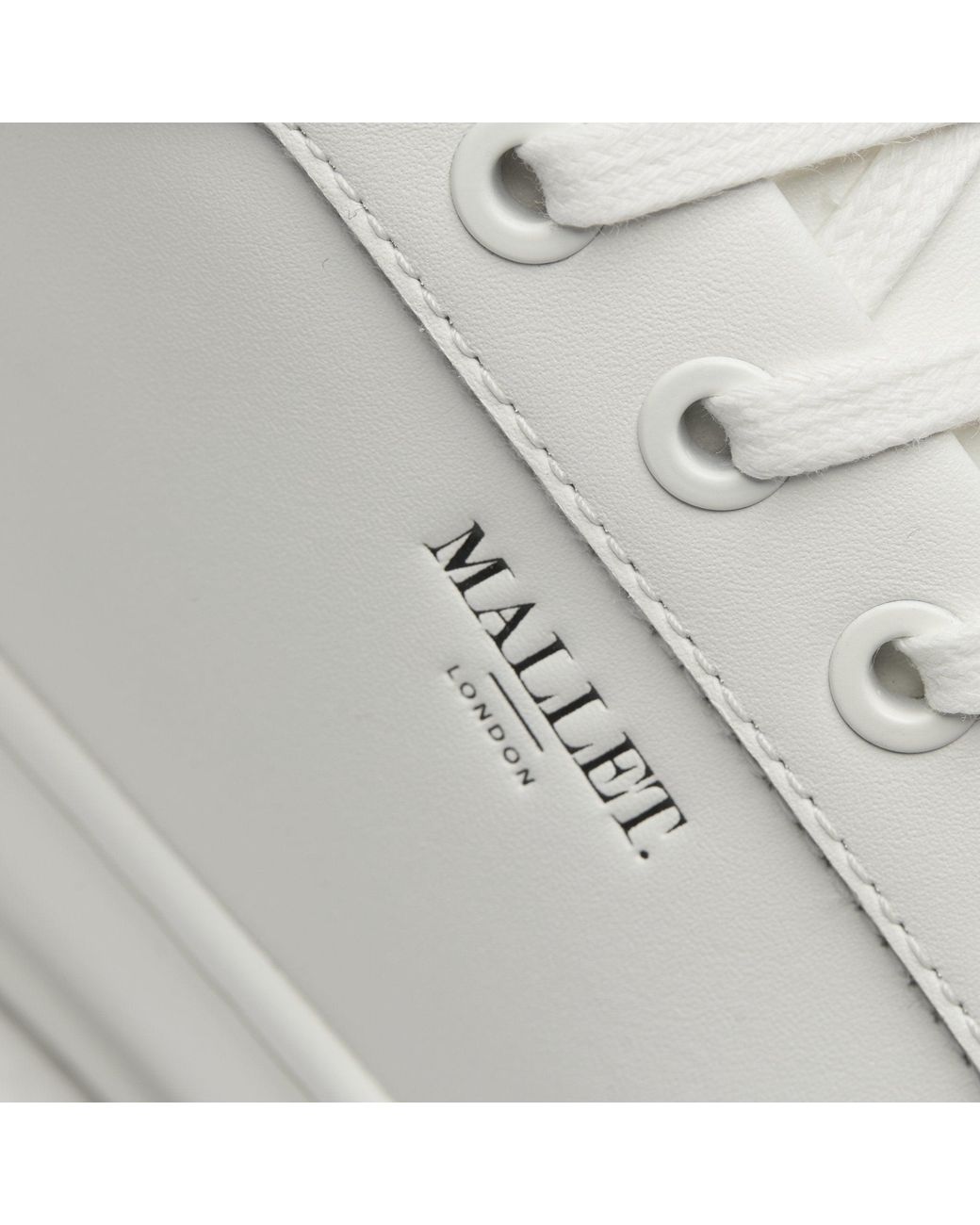 Mallet White Grftr Tab for men