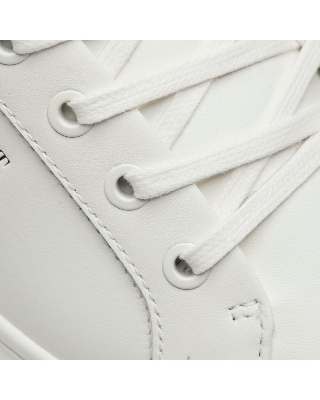 Mallet White Grftr Tab for men