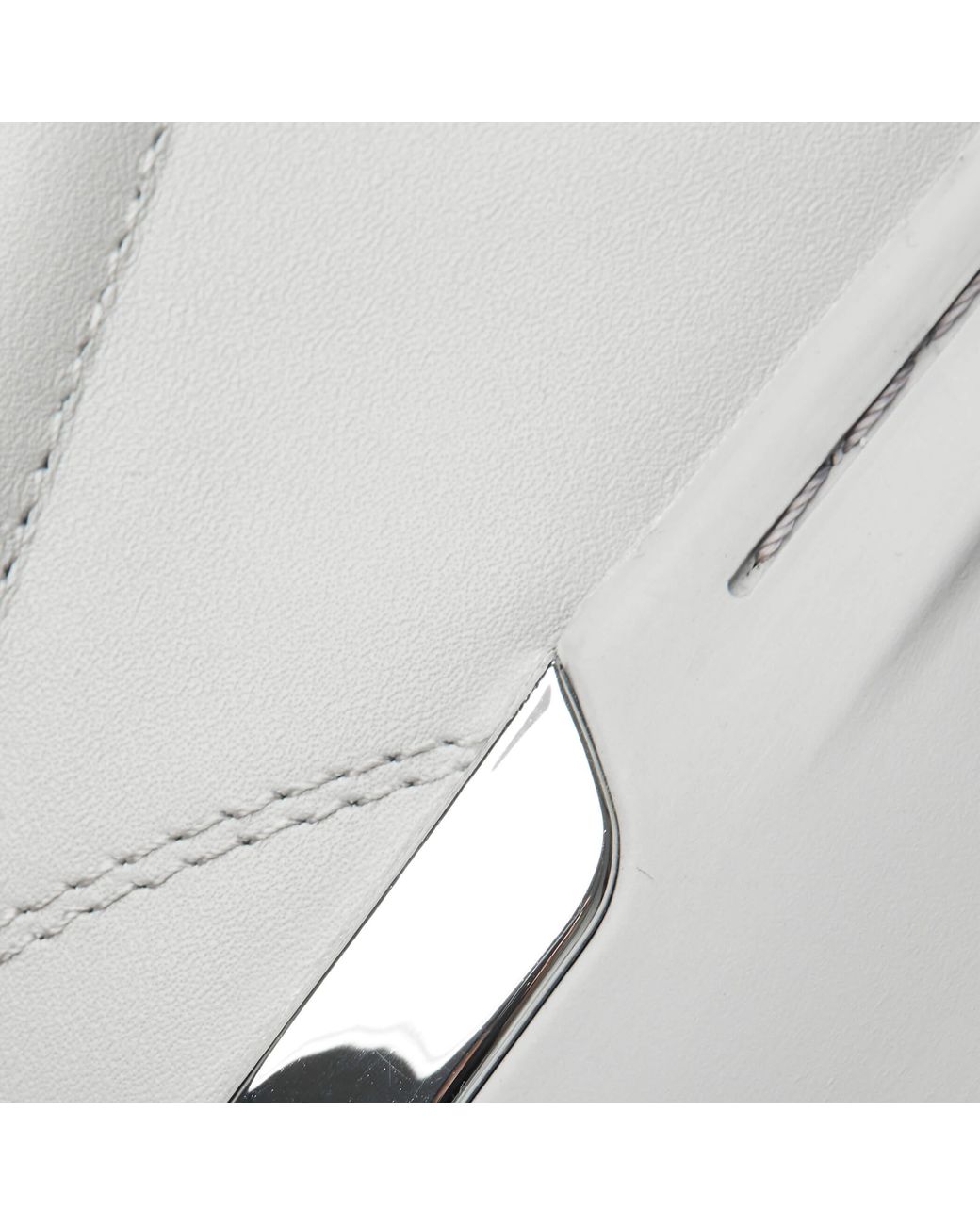 Mallet White Grftr Wash