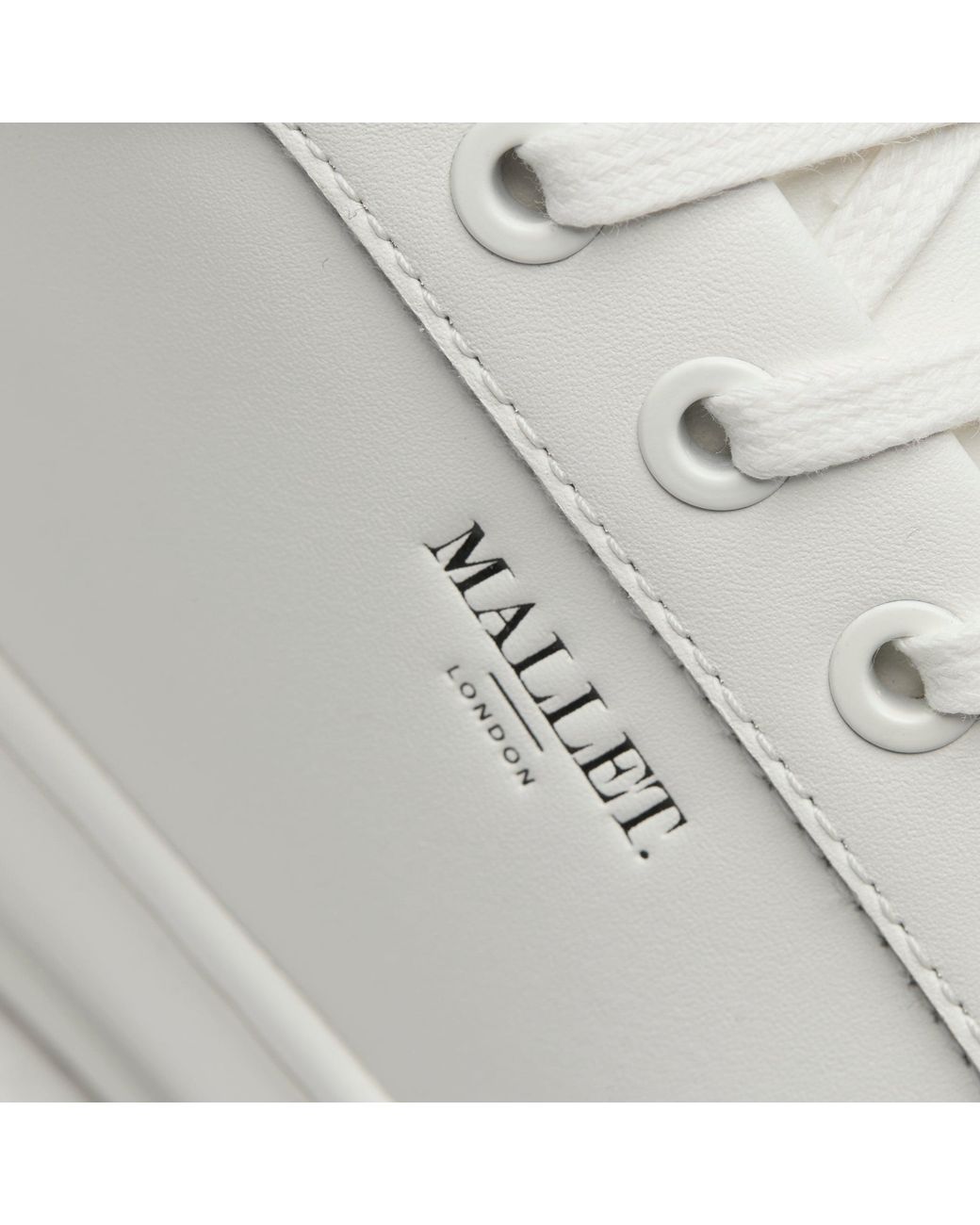 Mallet White Grftr Tab for men