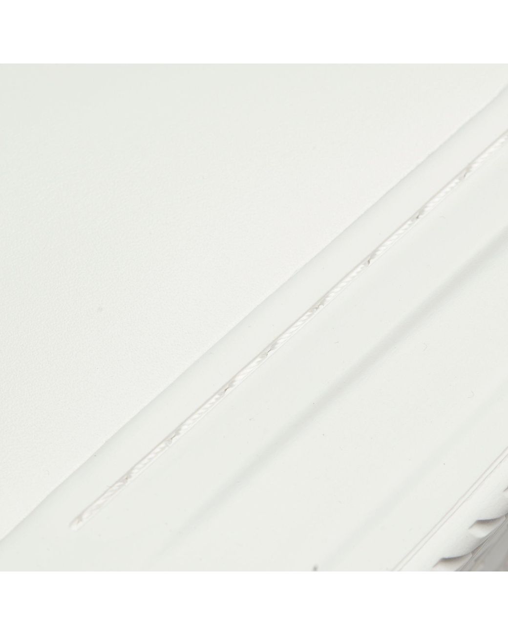 Mallet White Grftr Tab for men
