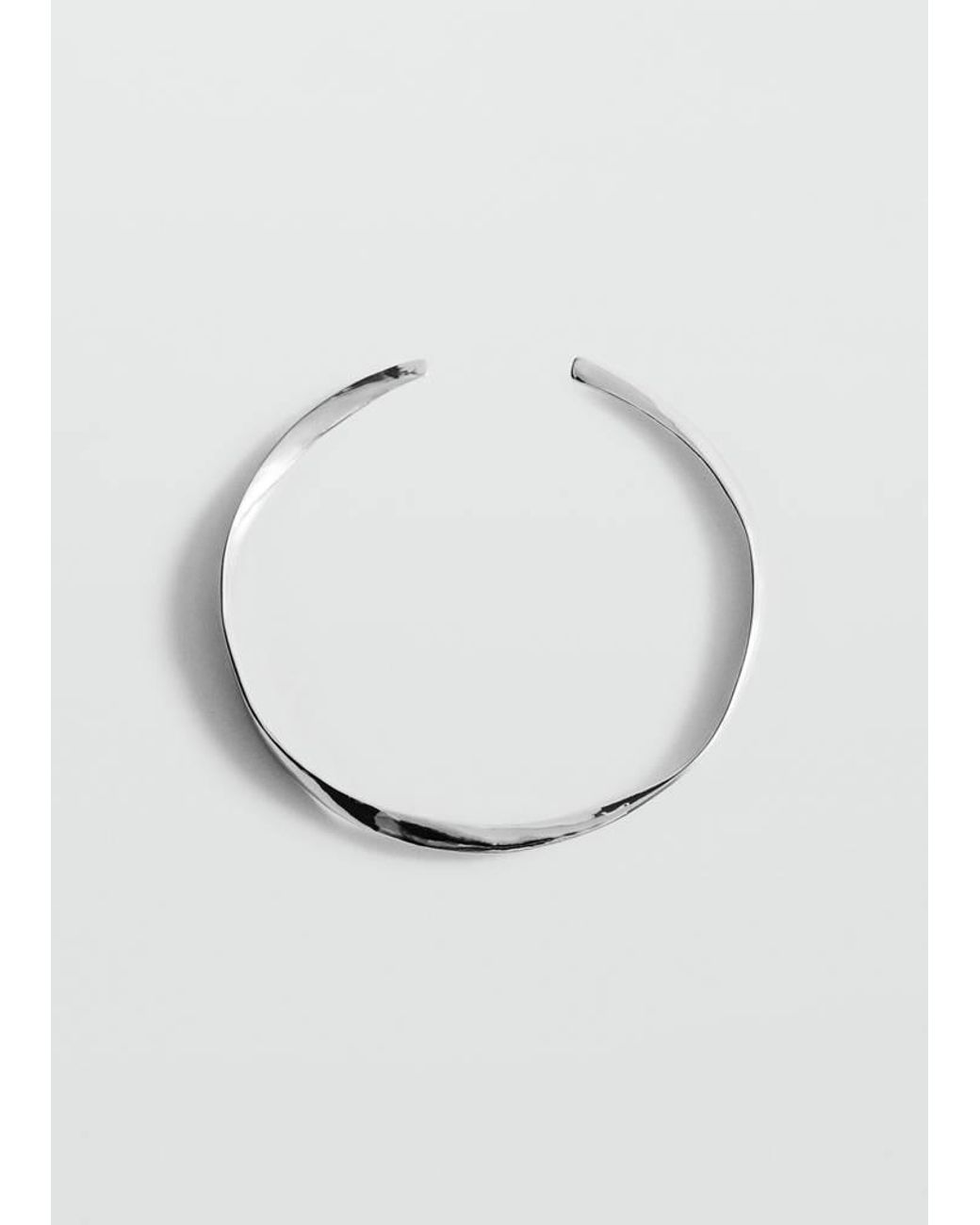 Mango White Rigid Choker