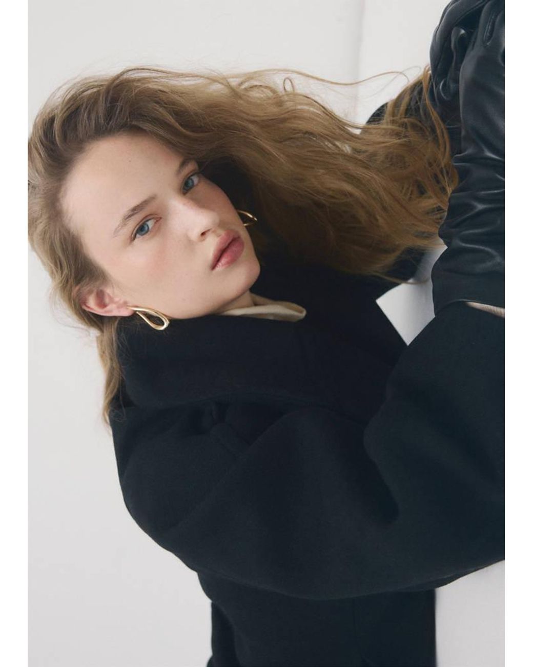 Mango Black Twisted Hoop Earrings