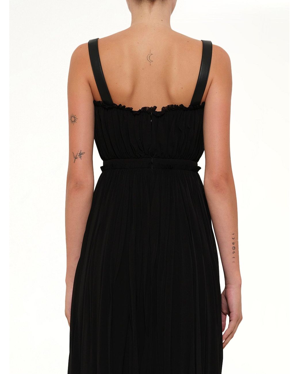 McQueen Black Amq