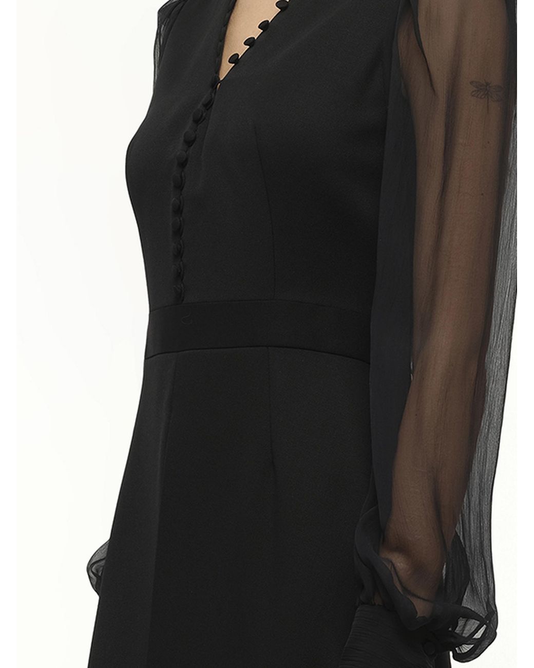 McQueen Black Amq