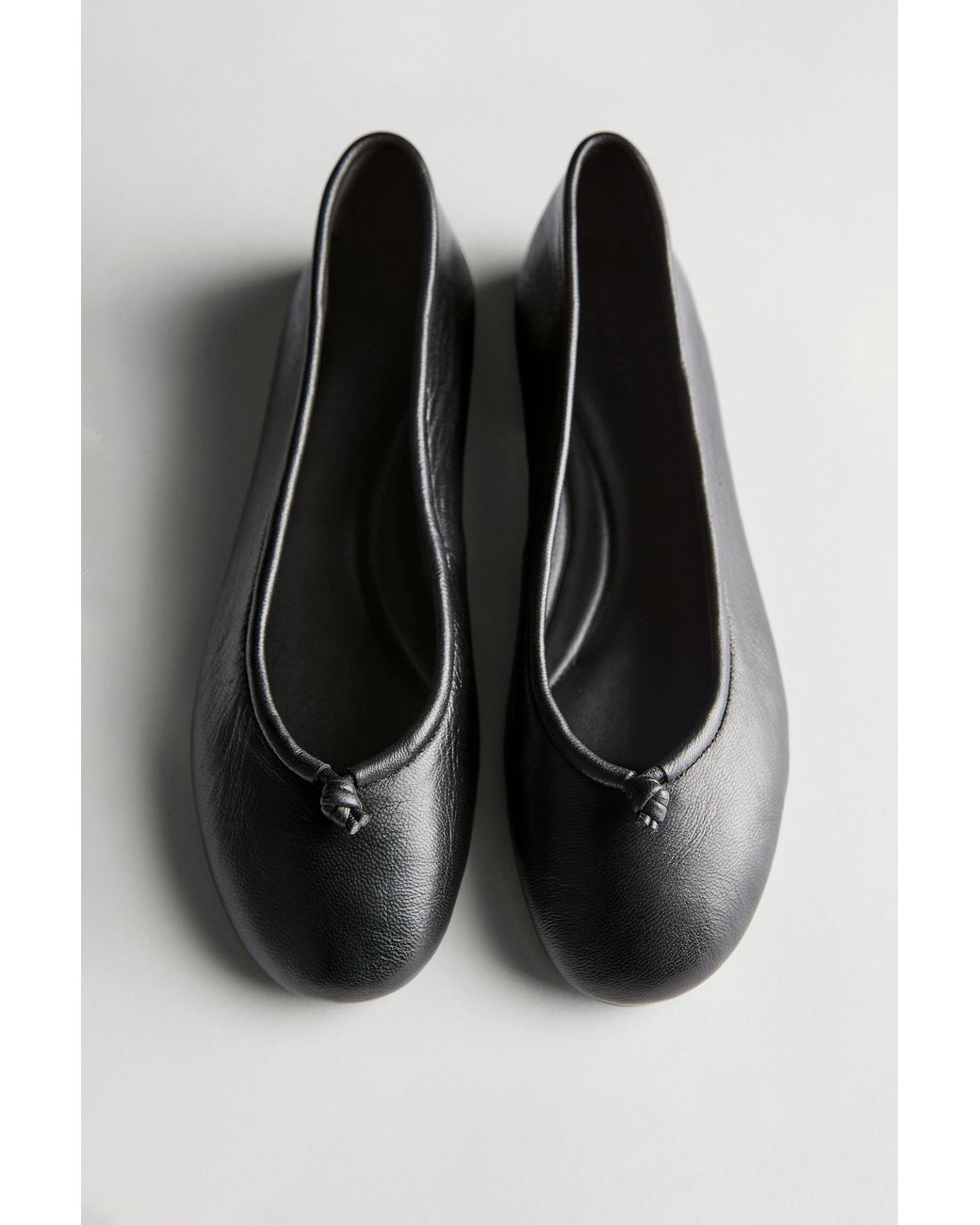 MASSIMO DUTTI Black Leather Ballet Flats With Knot