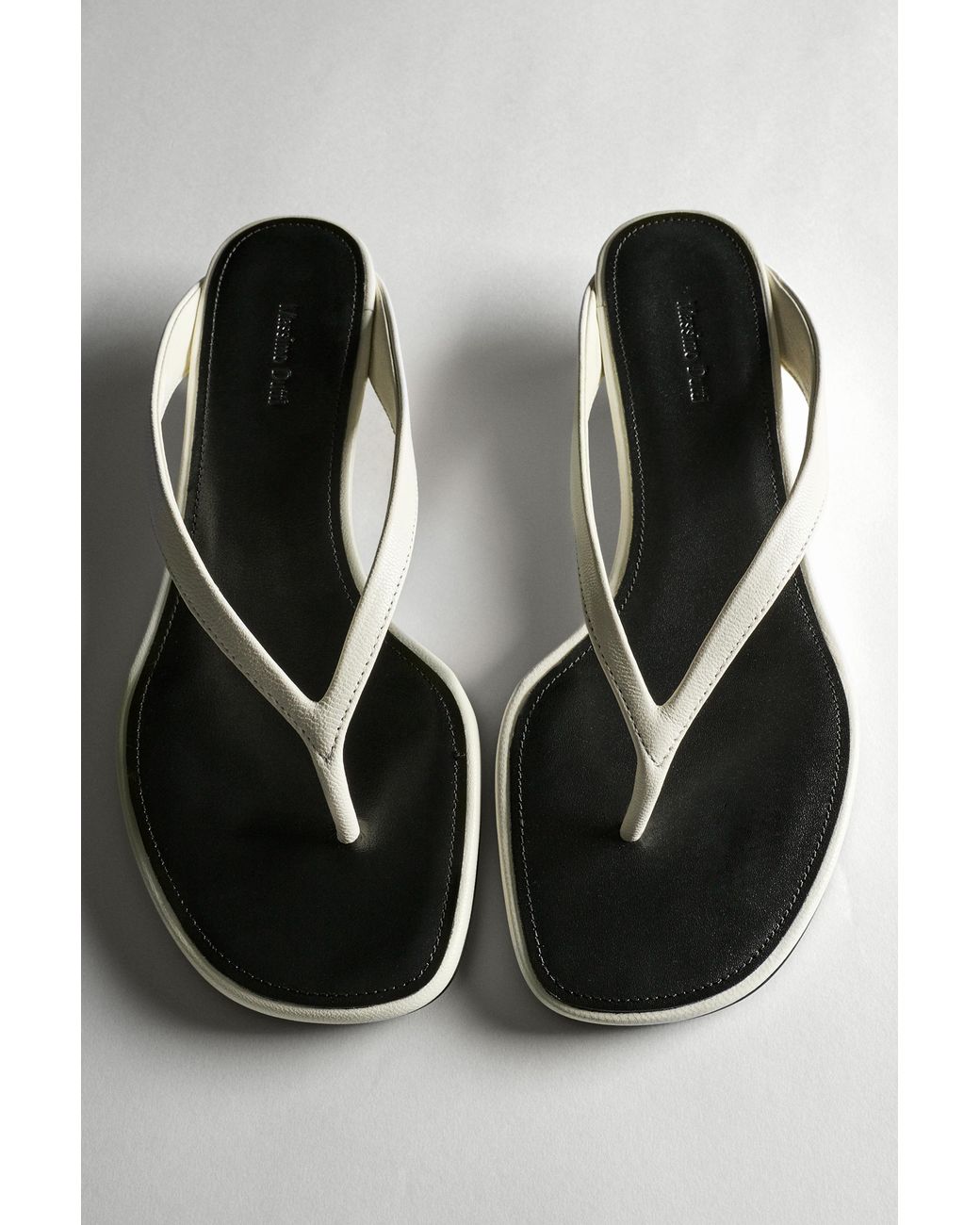 MASSIMO DUTTI Black Mid-Heel Sandals With Toe Divider