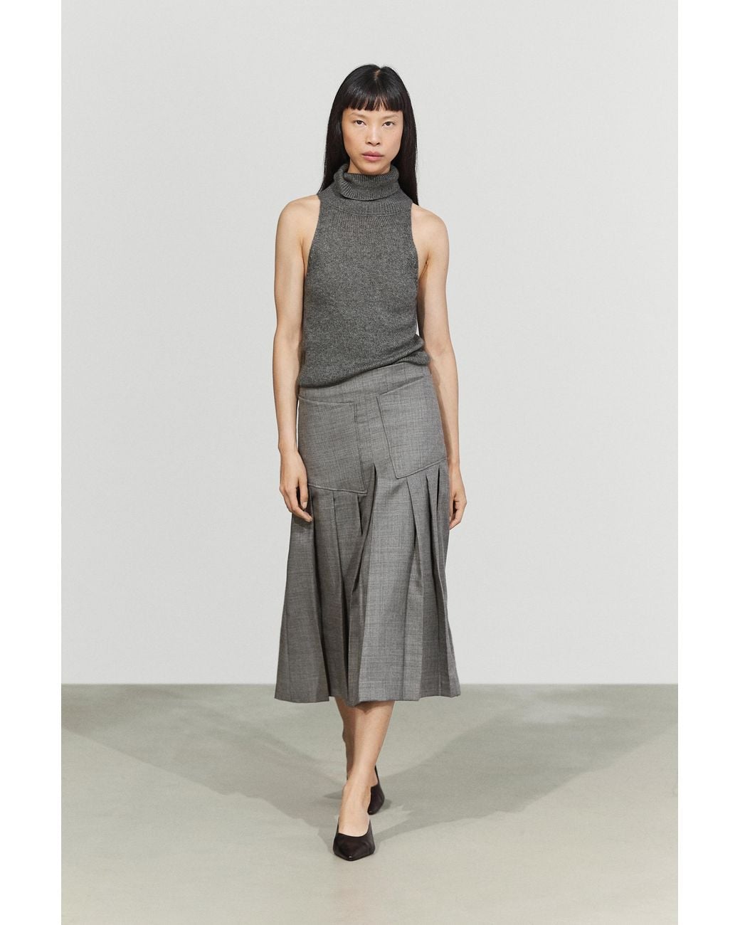 MASSIMO DUTTI Gray Pleated Midi Skirt With Pocket Detail